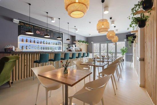 Kitchen Bar