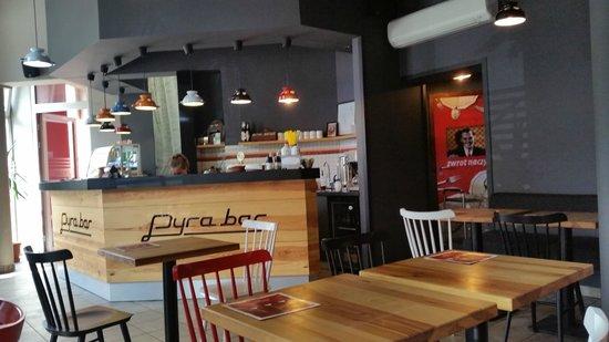 Pyra Bar