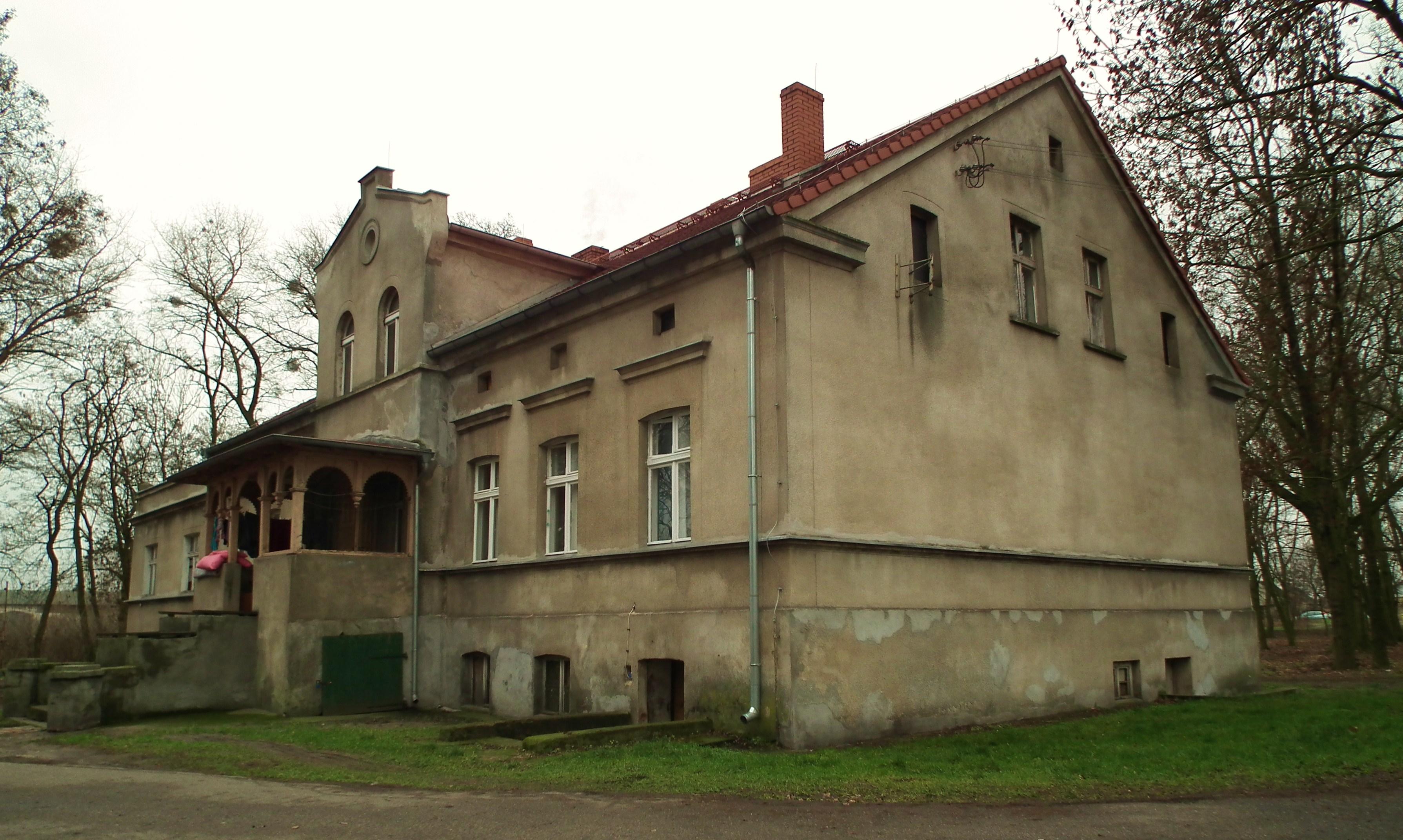 Dwór w Babinie